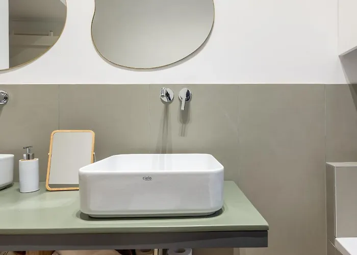 Urban Chic 2 Bedroom Vatican Escape Apartamento